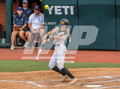 Thumbnail 3 in Decatur @ Liberty (UIL 4A Softball Semifinal) photogallery.