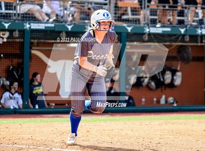 Thumbnail 2 in Decatur @ Liberty (UIL 4A Softball Semifinal) photogallery.