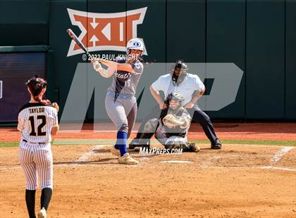 Thumbnail 1 in Decatur @ Liberty (UIL 4A Softball Semifinal) photogallery.