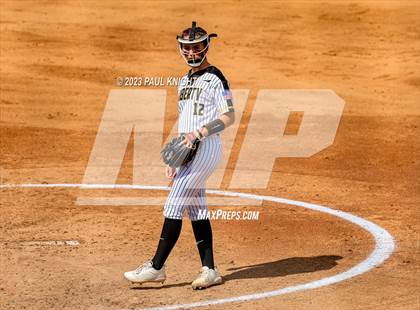 Thumbnail 3 in Decatur @ Liberty (UIL 4A Softball Semifinal) photogallery.