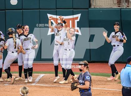 Thumbnail 2 in Decatur @ Liberty (UIL 4A Softball Semifinal) photogallery.