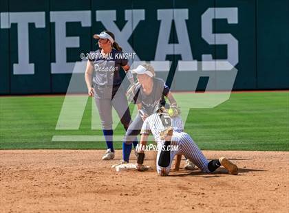 Thumbnail 3 in Decatur @ Liberty (UIL 4A Softball Semifinal) photogallery.