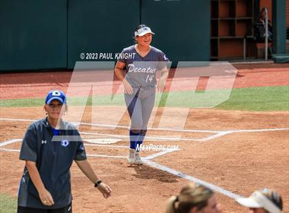 Thumbnail 1 in Decatur @ Liberty (UIL 4A Softball Semifinal) photogallery.
