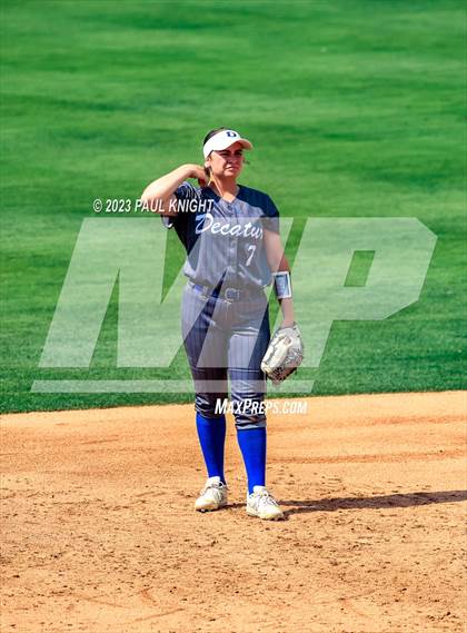 Thumbnail 3 in Decatur @ Liberty (UIL 4A Softball Semifinal) photogallery.