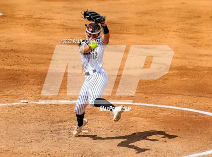 Thumbnail 2 in Decatur @ Liberty (UIL 4A Softball Semifinal) photogallery.