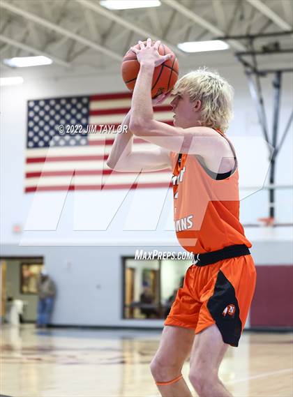 Thumbnail 2 in Nocona @ Poolville photogallery.