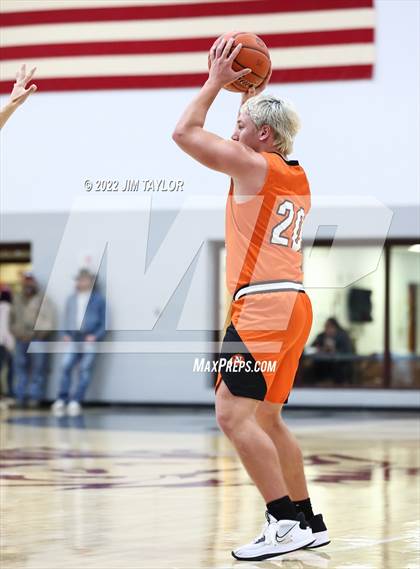 Thumbnail 2 in Nocona @ Poolville photogallery.