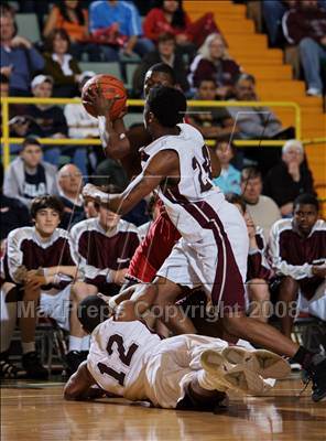 Thumbnail 1 in Jamesville-DeWitt vs East Hampton (NYSPHSAA Class A Final) photogallery.
