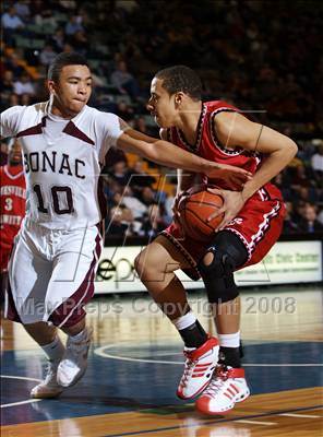 Thumbnail 3 in Jamesville-DeWitt vs East Hampton (NYSPHSAA Class A Final) photogallery.