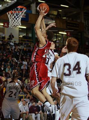 Thumbnail 3 in Jamesville-DeWitt vs East Hampton (NYSPHSAA Class A Final) photogallery.