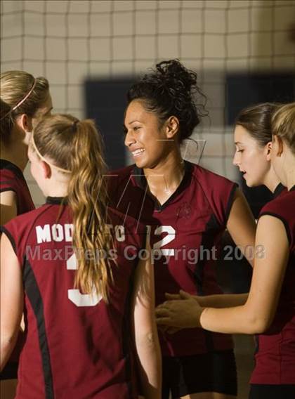 Thumbnail 3 in Modesto @ Downey photogallery.