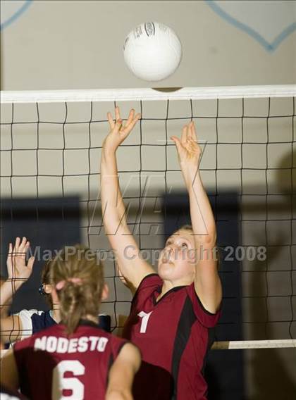 Thumbnail 2 in Modesto @ Downey photogallery.
