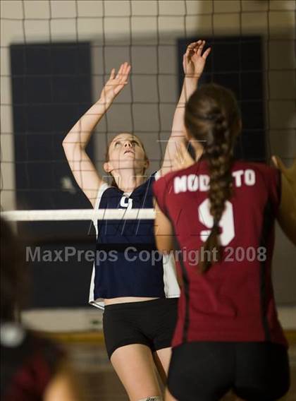 Thumbnail 1 in Modesto @ Downey photogallery.