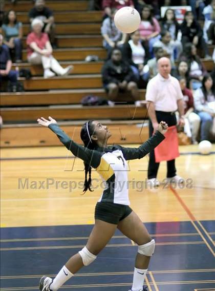 Thumbnail 3 in Bishop Conaty-Loretto vs. Notre Dame (CIF SS D4-A Final) photogallery.
