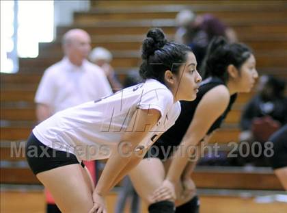 Thumbnail 2 in Bishop Conaty-Loretto vs. Notre Dame (CIF SS D4-A Final) photogallery.