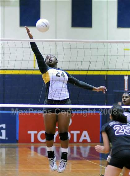 Thumbnail 1 in Bishop Conaty-Loretto vs. Notre Dame (CIF SS D4-A Final) photogallery.