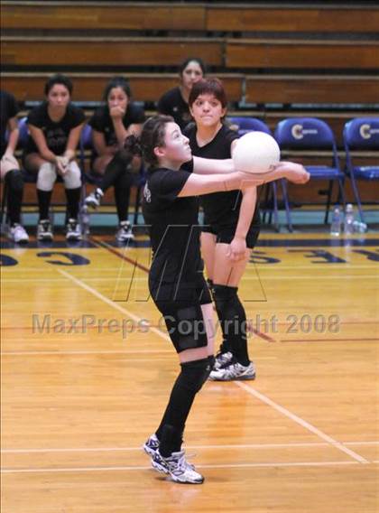 Thumbnail 2 in Bishop Conaty-Loretto vs. Notre Dame (CIF SS D4-A Final) photogallery.