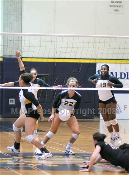 Thumbnail 2 in Bishop Conaty-Loretto vs. Notre Dame (CIF SS D4-A Final) photogallery.