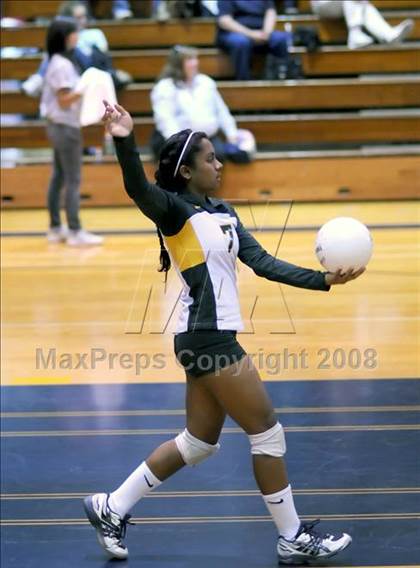 Thumbnail 2 in Bishop Conaty-Loretto vs. Notre Dame (CIF SS D4-A Final) photogallery.