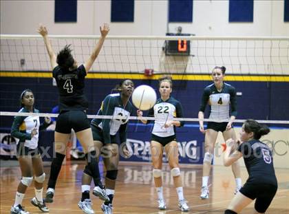 Thumbnail 2 in Bishop Conaty-Loretto vs. Notre Dame (CIF SS D4-A Final) photogallery.