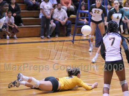Thumbnail 3 in Bishop Conaty-Loretto vs. Notre Dame (CIF SS D4-A Final) photogallery.