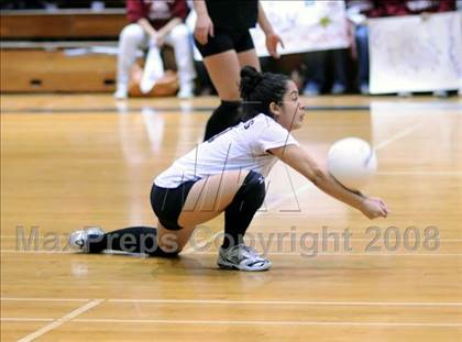 Thumbnail 3 in Bishop Conaty-Loretto vs. Notre Dame (CIF SS D4-A Final) photogallery.