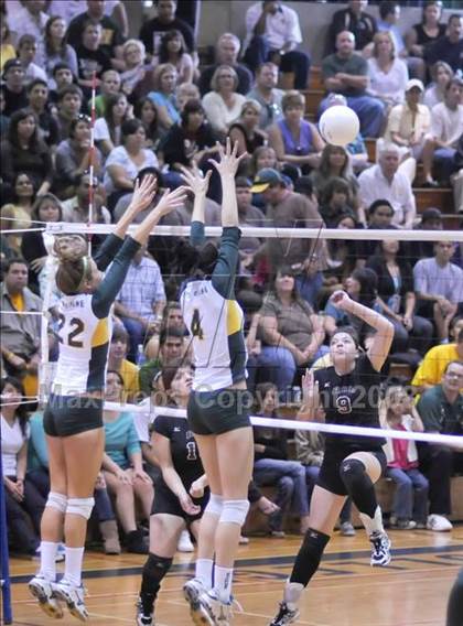 Thumbnail 2 in Bishop Conaty-Loretto vs. Notre Dame (CIF SS D4-A Final) photogallery.