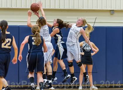 Thumbnail 1 in Clark vs. O'Connor photogallery.