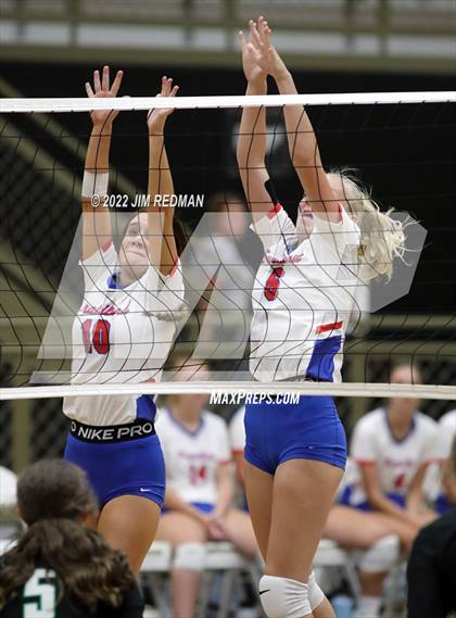 Thumbnail 1 in Caddo Mills vs. Prairiland  photogallery.