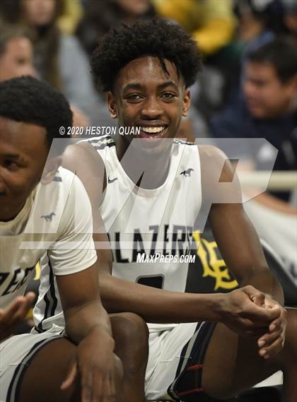 Thumbnail 2 in Sierra Canyon vs. Mater Dei (CIF-SS Open Division Final) photogallery.