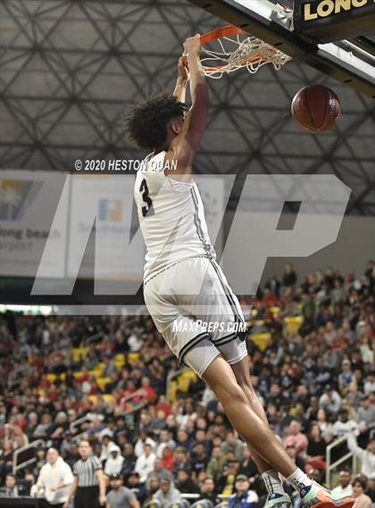Thumbnail 2 in Sierra Canyon vs. Mater Dei (CIF-SS Open Division Final) photogallery.