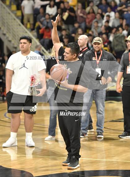 Thumbnail 3 in Sierra Canyon vs. Mater Dei (CIF-SS Open Division Final) photogallery.
