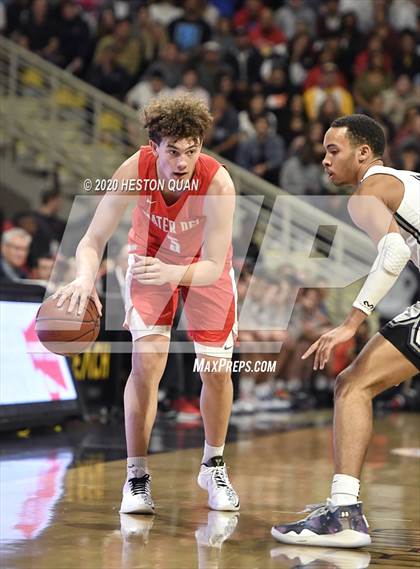 Thumbnail 3 in Sierra Canyon vs. Mater Dei (CIF-SS Open Division Final) photogallery.
