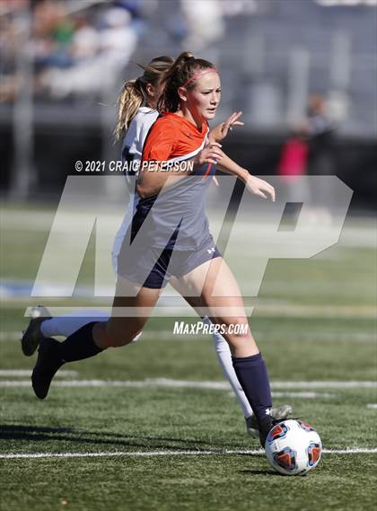 Thumbnail 2 in Ridgeline vs. Mountain Crest (UHSAA 4A Semifinal) photogallery.