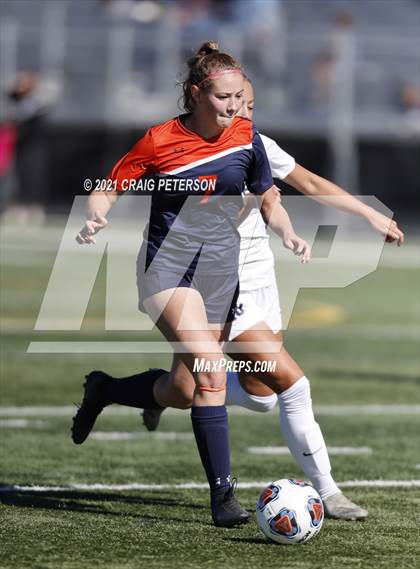 Thumbnail 3 in Ridgeline vs. Mountain Crest (UHSAA 4A Semifinal) photogallery.
