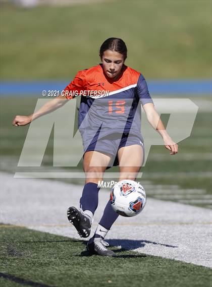 Thumbnail 3 in Ridgeline vs. Mountain Crest (UHSAA 4A Semifinal) photogallery.