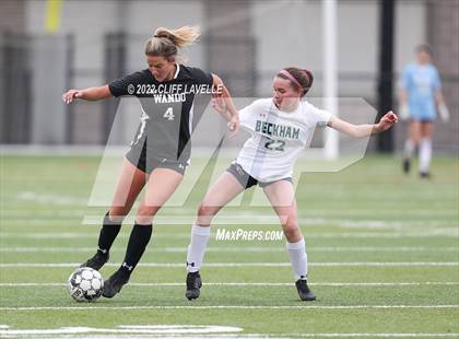 Thumbnail 1 in Wando vs Lucy Beckham photogallery.