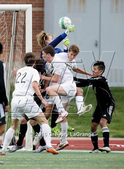 Thumbnail 1 in Carroll vs. Plano East photogallery.