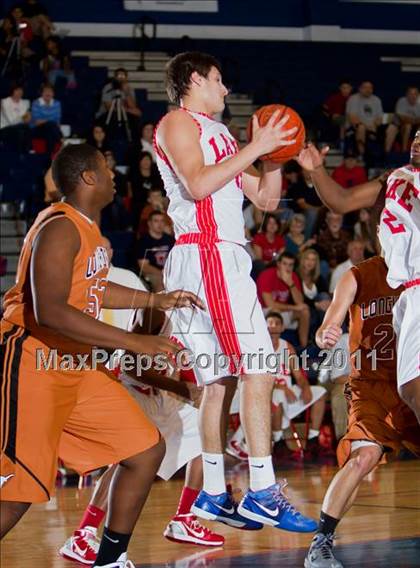 Thumbnail 2 in Dobie @ Clear Lake photogallery.