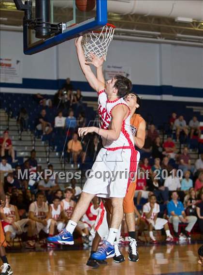 Thumbnail 1 in Dobie @ Clear Lake photogallery.