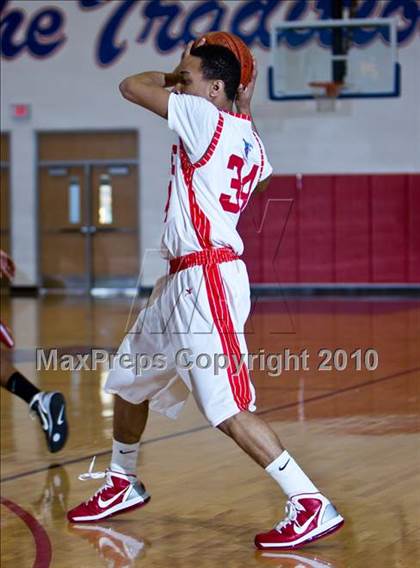 Thumbnail 2 in Dobie @ Clear Lake photogallery.