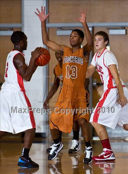 Thumbnail 1 in Dobie @ Clear Lake photogallery.