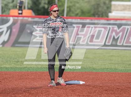 Thumbnail 1 in Muskego vs. Oak Creek (WIAA D1 Sectional Playoff) photogallery.