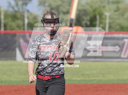Thumbnail 2 in Muskego vs. Oak Creek (WIAA D1 Sectional Playoff) photogallery.
