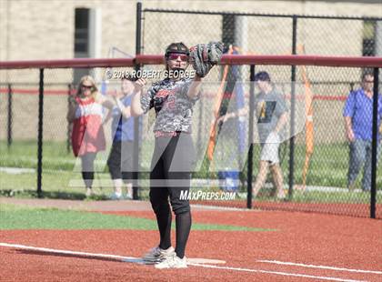 Thumbnail 2 in Muskego vs. Oak Creek (WIAA D1 Sectional Playoff) photogallery.