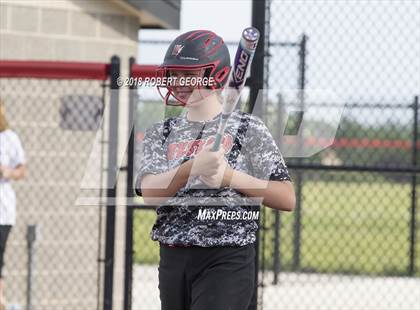 Thumbnail 2 in Muskego vs. Oak Creek (WIAA D1 Sectional Playoff) photogallery.