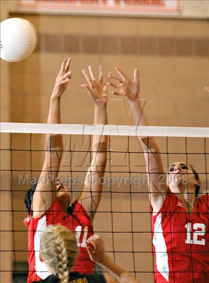 Thumbnail 3 in La Canada @ Redlands East Valley photogallery.