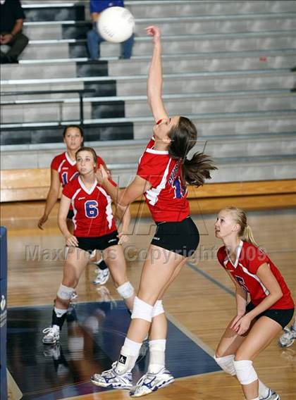 Thumbnail 1 in Pearce @ Hebron photogallery.