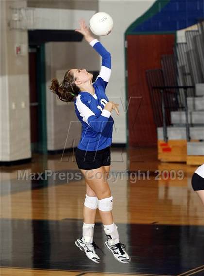 Thumbnail 1 in Pearce @ Hebron photogallery.