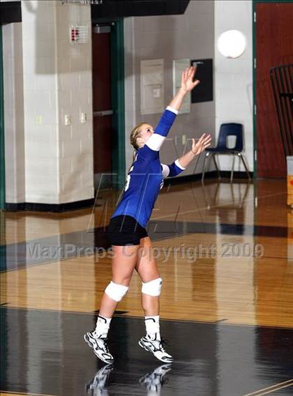 Thumbnail 2 in Pearce @ Hebron photogallery.